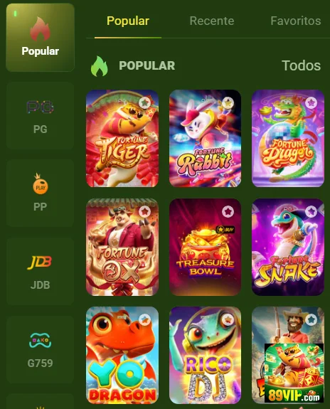Jogador desfrutando slots VIP em cassino online